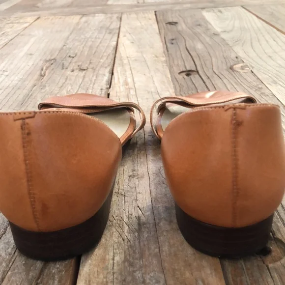 Talbots 100% genuine, leather tan sandal size 10 b - Picture 5 of 8